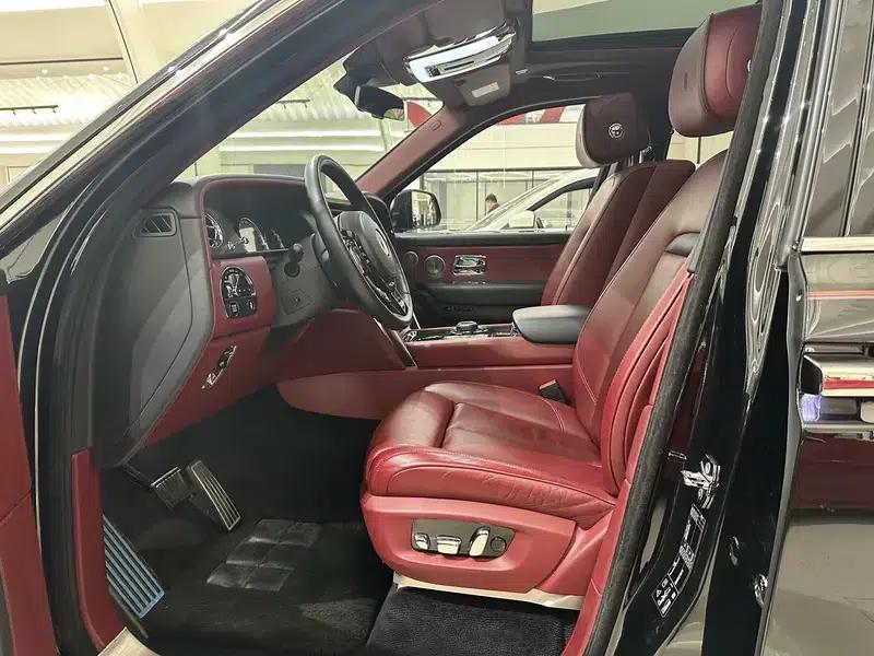 2018 Cullinan, four-seater version — миниатюра 20