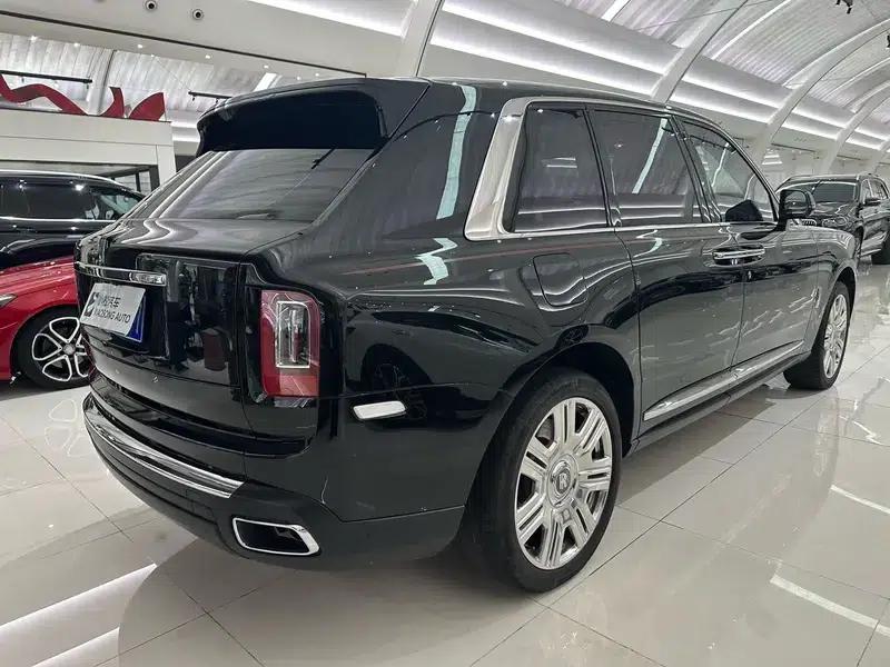 2018 Cullinan, four-seater version — миниатюра 6