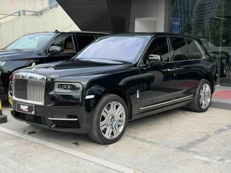 2018 Cullinan, four-seater version — миниатюра 1