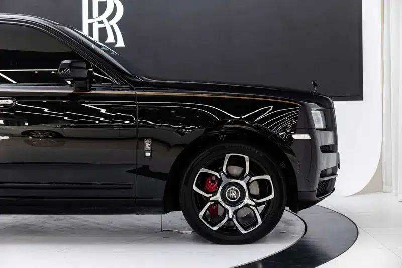 2020 Cullinan Black Badge — миниатюра 12