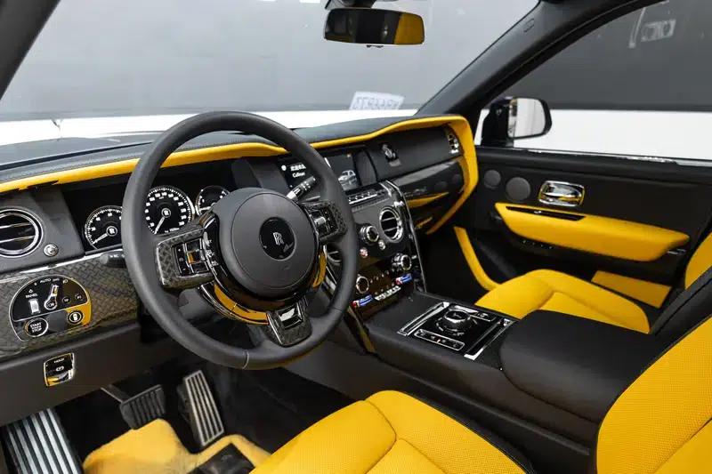2020 Cullinan Black Badge — миниатюра 19