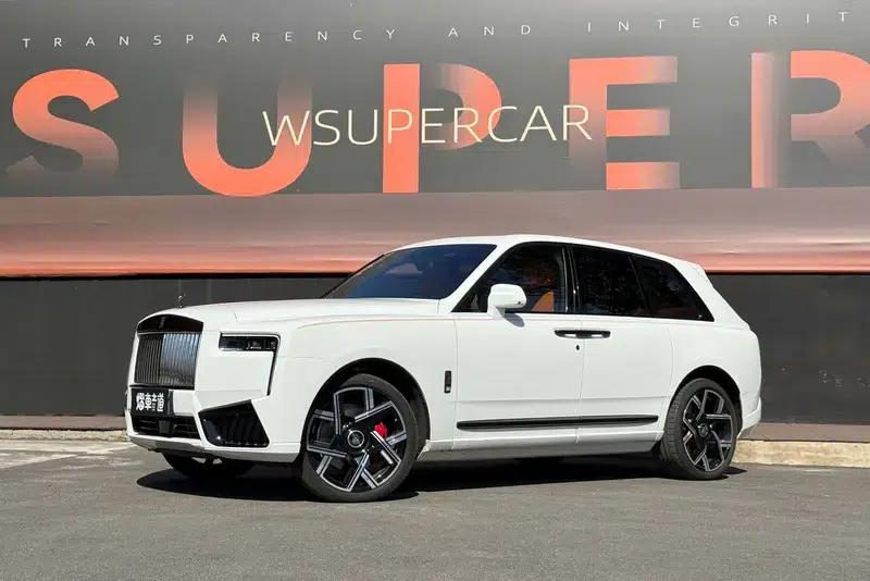 2025 Cullinan Series II Black Badge Disruptor — миниатюра 1
