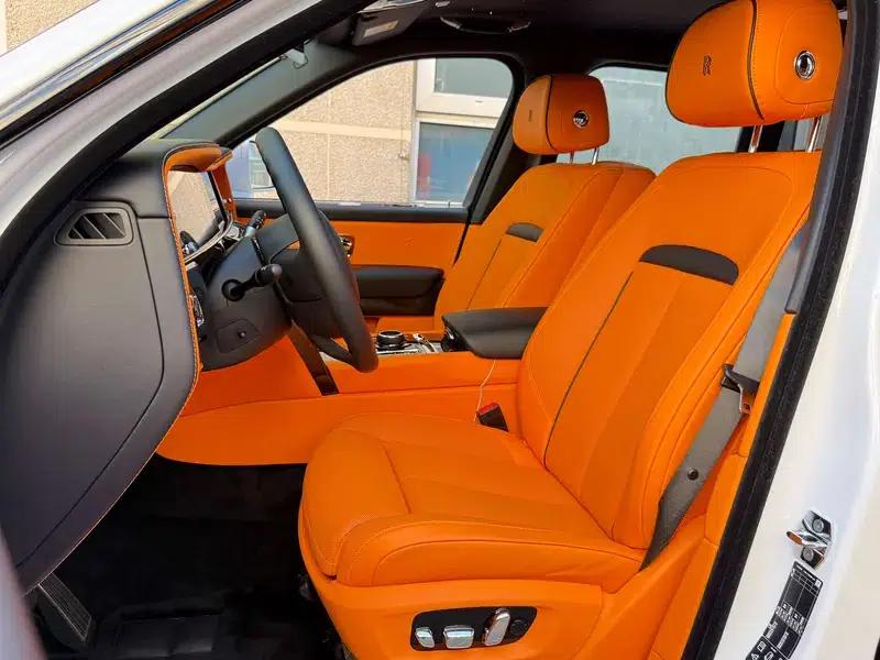 2025 Cullinan Series II Black Badge Disruptor — миниатюра 22