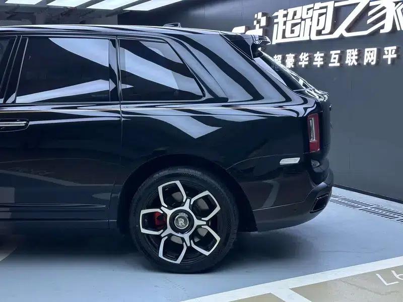 2018 Cullinan, four-seater version — миниатюра 9