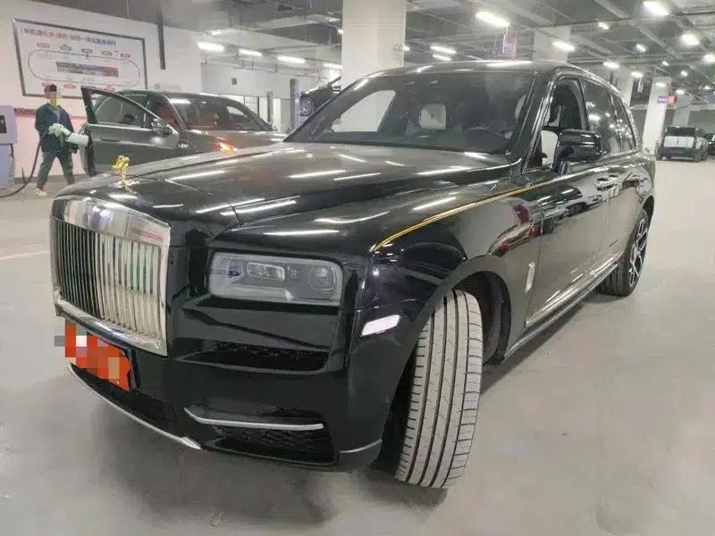 2018 Cullinan, four-seater version — миниатюра 1
