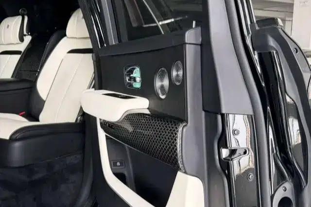 2018 Cullinan, four-seater version — миниатюра 5