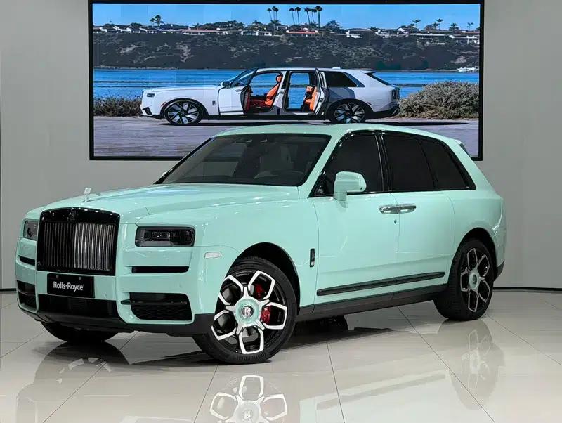 2018 Cullinan, four-seater version — миниатюра 1