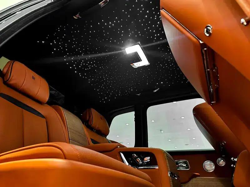 2024 Cullinan, four-seater version — миниатюра 12