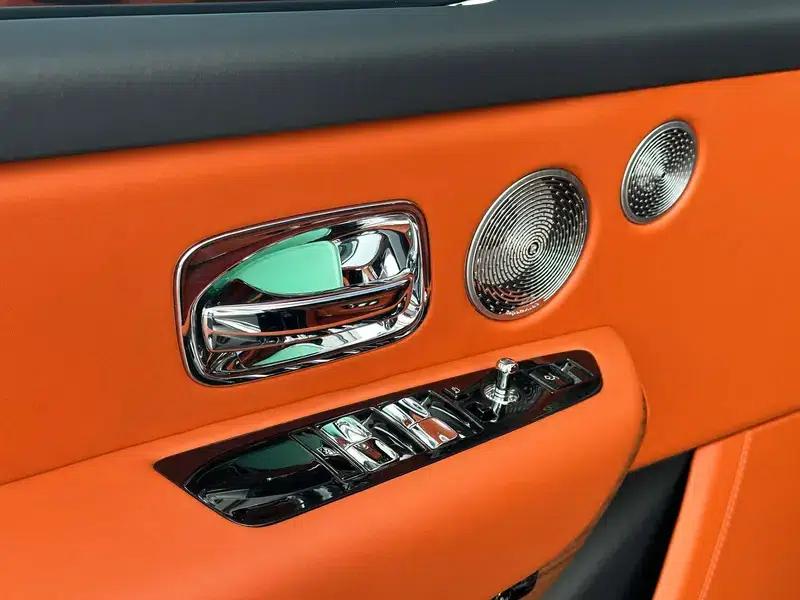 2024 Cullinan, four-seater version — миниатюра 19