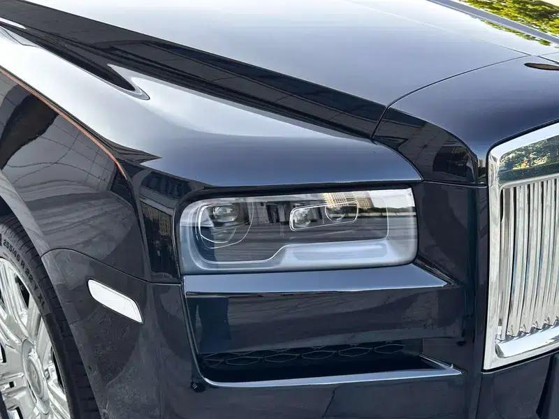 2024 Cullinan, four-seater version — миниатюра 7