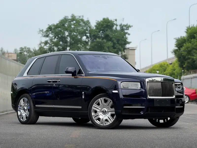 2024 Cullinan, four-seater version — миниатюра 3