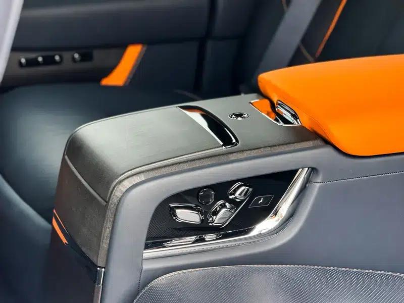 2024 Cullinan, four-seater version — миниатюра 8