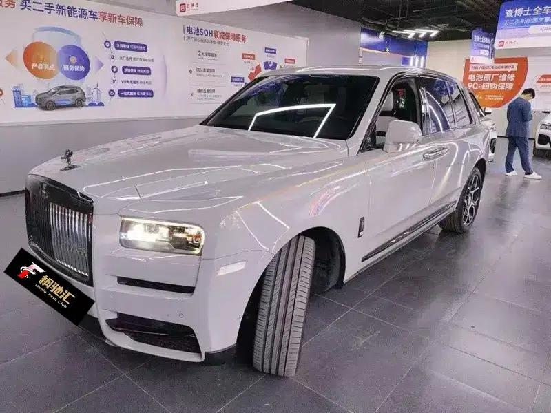 2018 Cullinan, four-seater version — миниатюра 1