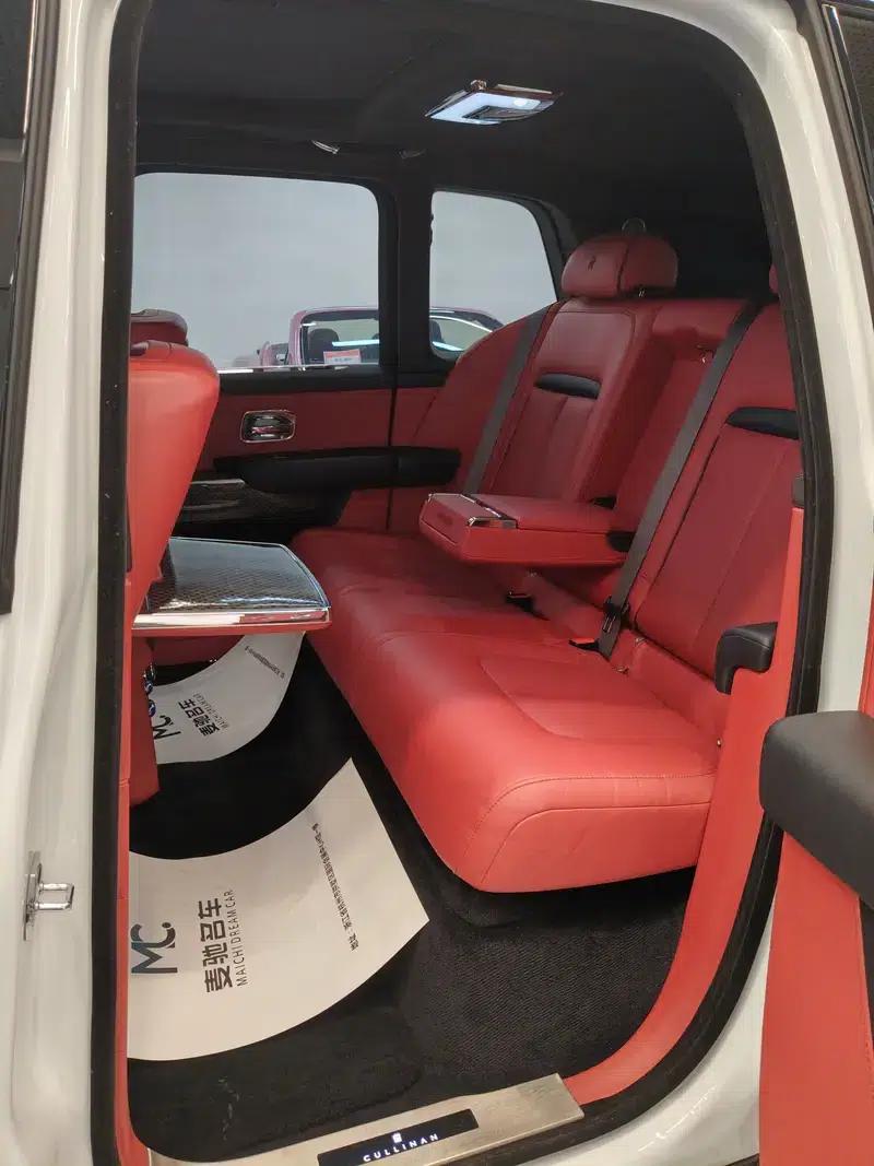 2018 Cullinan 5-seater — миниатюра 12