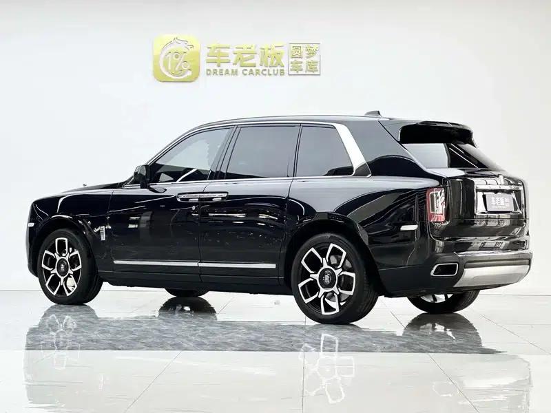 2018 Cullinan, four-seater version — миниатюра 3