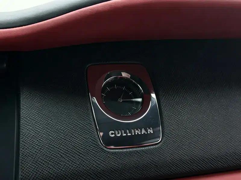 2018 Cullinan, four-seater version — миниатюра 7