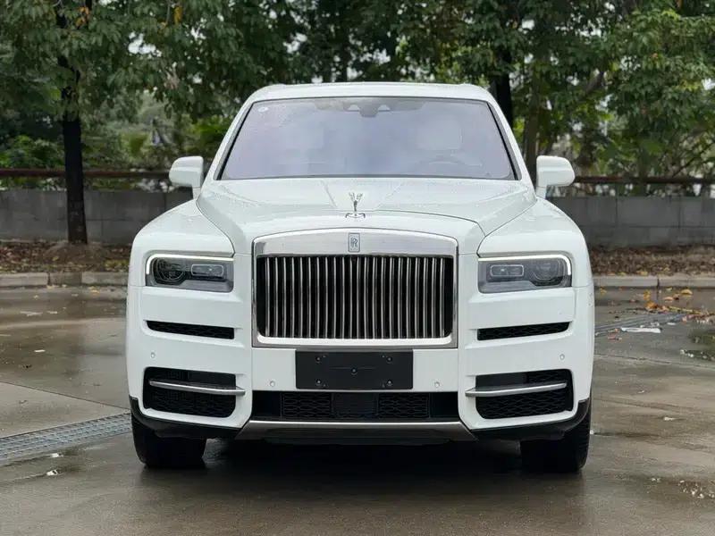 2018 Cullinan, four-seater version — миниатюра 2