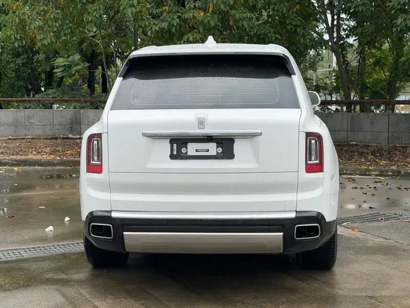 2018 Cullinan, four-seater version — миниатюра 4