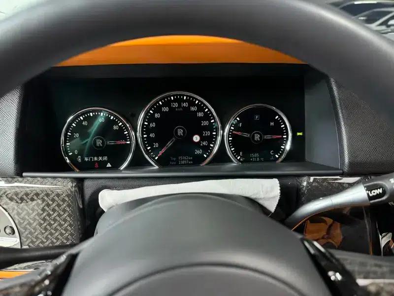 2020 Cullinan Black Badge — миниатюра 8