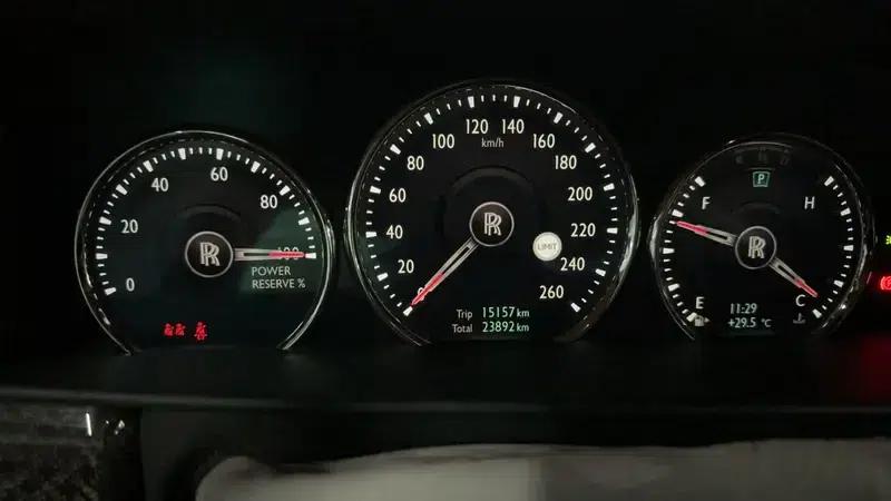 2020 Cullinan Black Badge — миниатюра 9