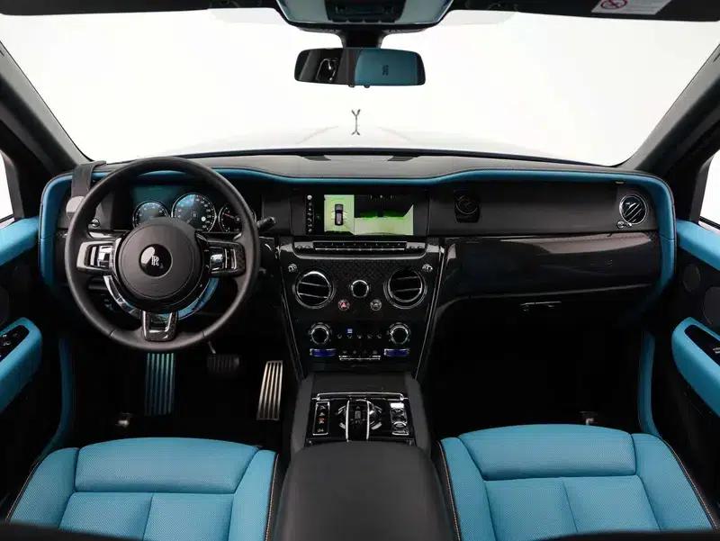 2022 Cullinan 6.7T Automatic 4WD 4-Seater Parallel Import — миниатюра 15