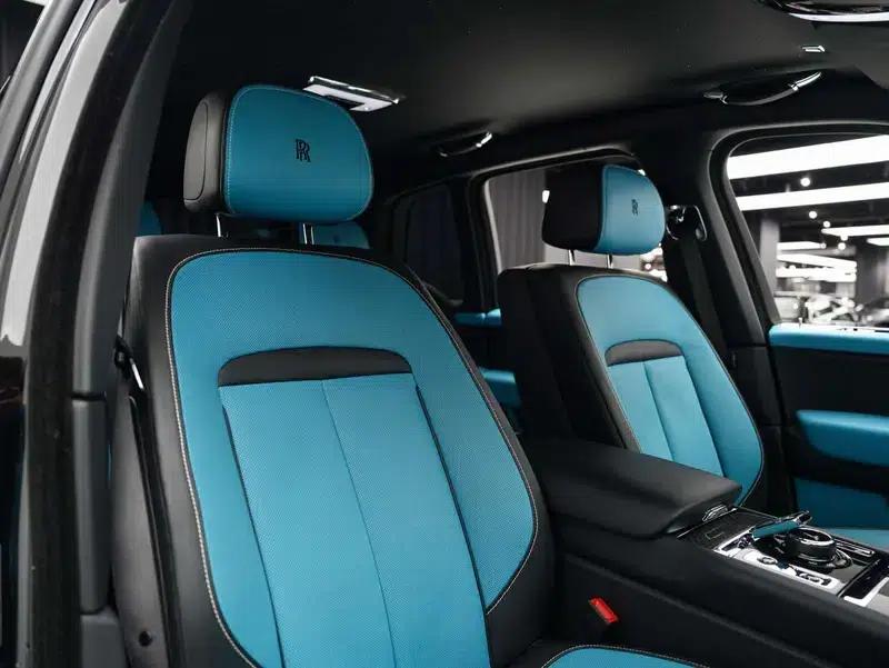 2022 Cullinan 6.7T Automatic 4WD 4-Seater Parallel Import — миниатюра 21