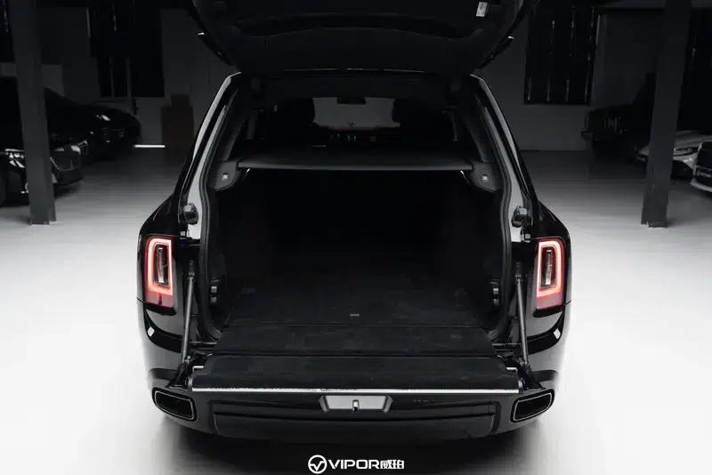 2020 Cullinan Black Badge — миниатюра 19