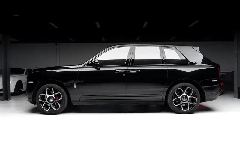 2020 Cullinan Black Badge — миниатюра 3