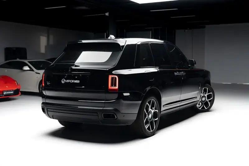 2020 Cullinan Black Badge — миниатюра 5