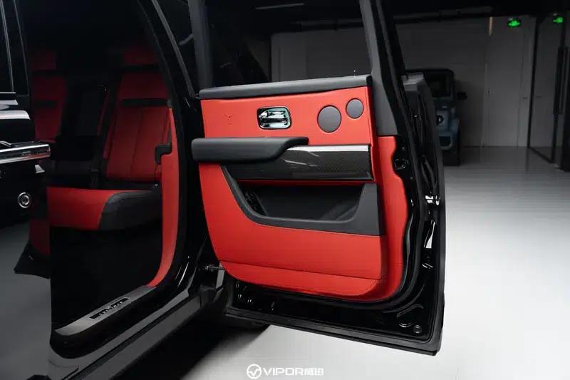2020 Cullinan Black Badge — миниатюра 6