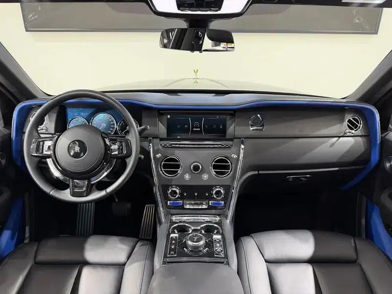 2018 Cullinan, four-seater version — миниатюра 5