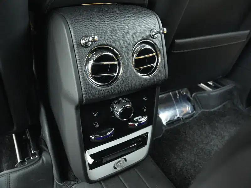 2018 Cullinan, four-seater version — миниатюра 19