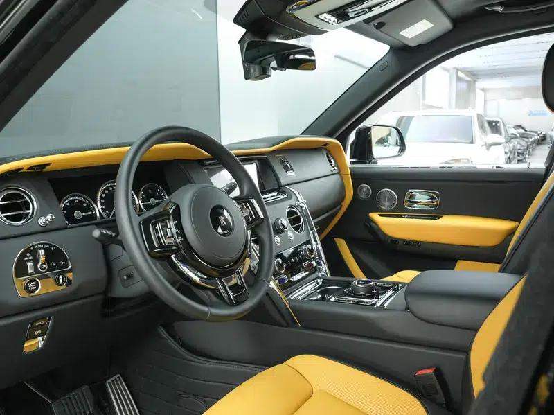 2018 Cullinan, four-seater version — миниатюра 29