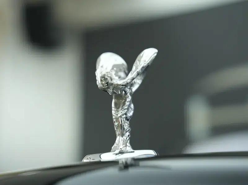 2018 Cullinan, four-seater version — миниатюра 8