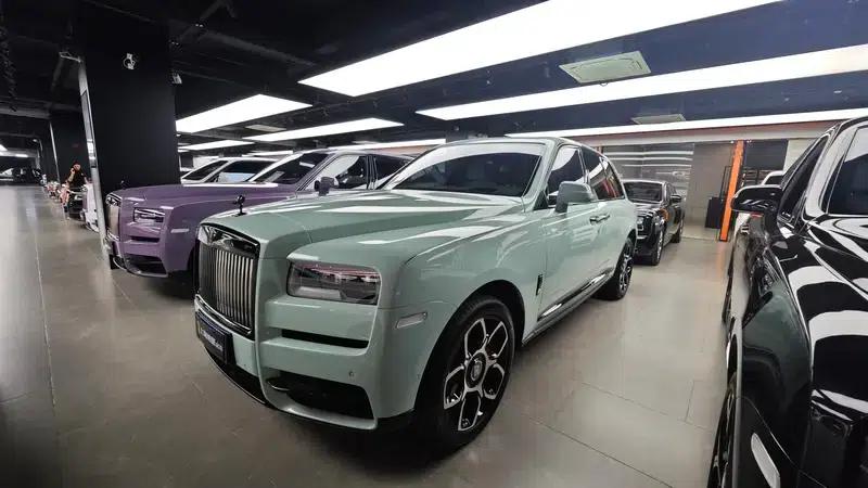 2022 Cullinan 6.7T Automatic 4WD 5-seater Parallel Import — миниатюра 1