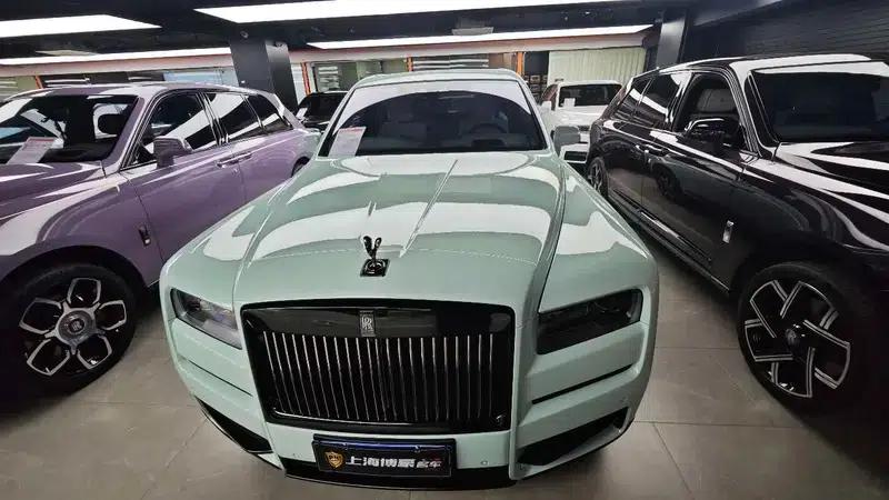 2022 Cullinan 6.7T Automatic 4WD 5-seater Parallel Import — миниатюра 2