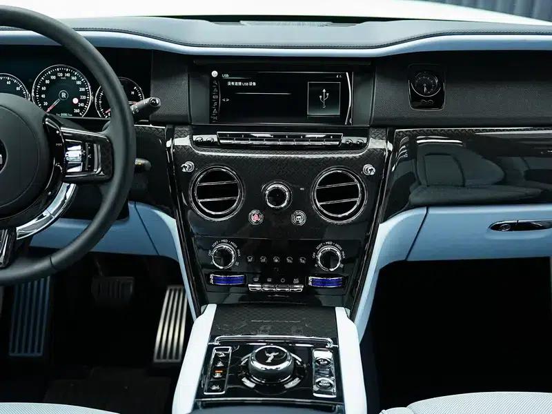 2022 Cullinan 6.7T Automatic 4WD 5-seater Parallel Import — миниатюра 15