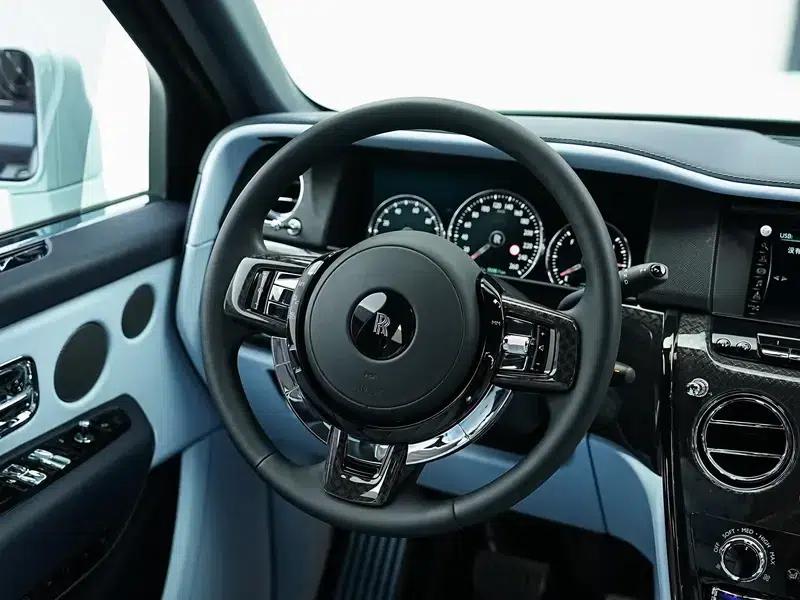 2022 Cullinan 6.7T Automatic 4WD 5-seater Parallel Import — миниатюра 18