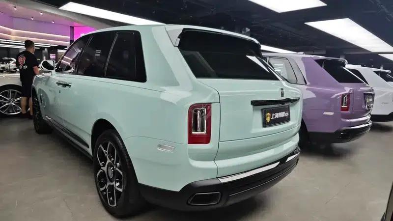 2022 Cullinan 6.7T Automatic 4WD 5-seater Parallel Import — миниатюра 4