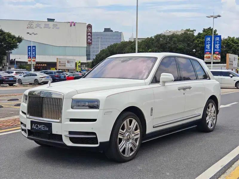 2018 Cullinan, four-seater version — миниатюра 1