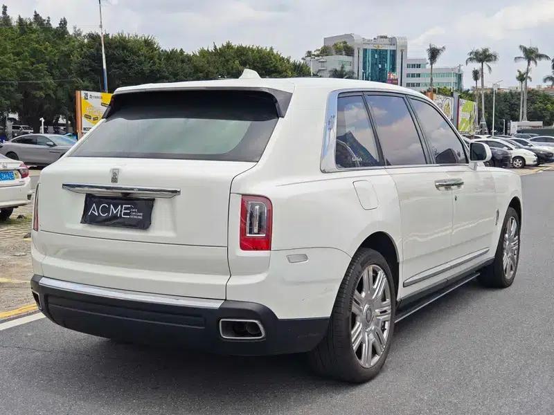 2018 Cullinan, four-seater version — миниатюра 7