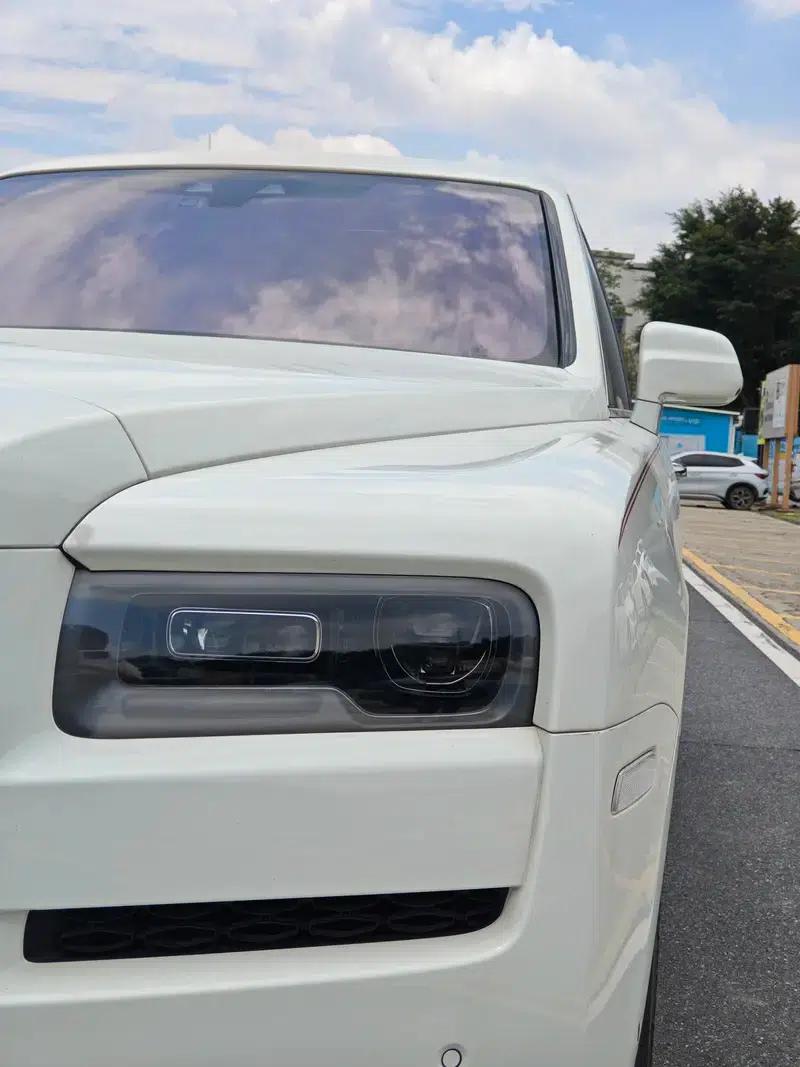 2018 Cullinan, four-seater version — миниатюра 10