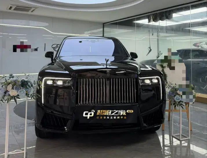 2018 Cullinan 5-seater — миниатюра 2