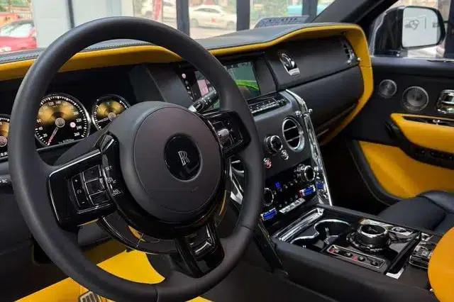 2018 Cullinan 5-seater — миниатюра 11