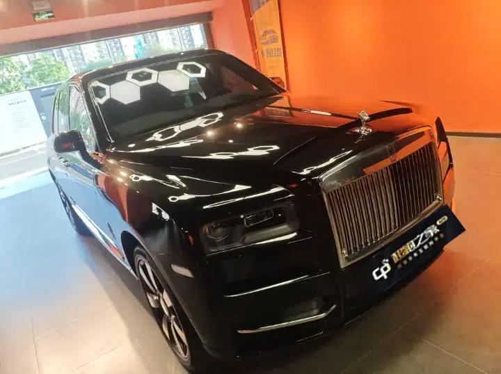 2018 Cullinan 5-seater — миниатюра 7