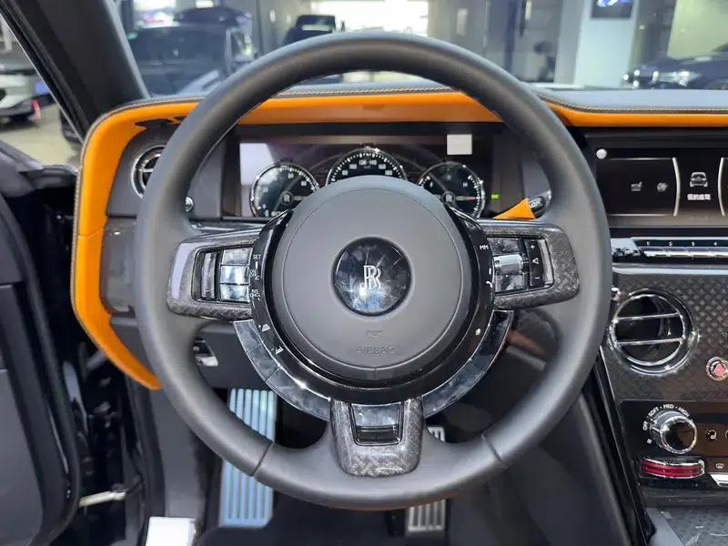 2024 Cullinan Black Badge — миниатюра 12