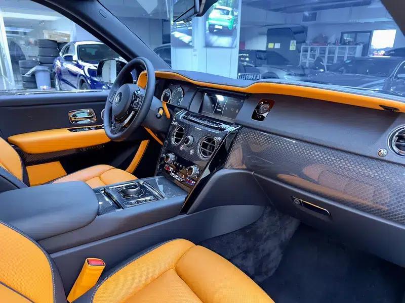2024 Cullinan Black Badge — миниатюра 16