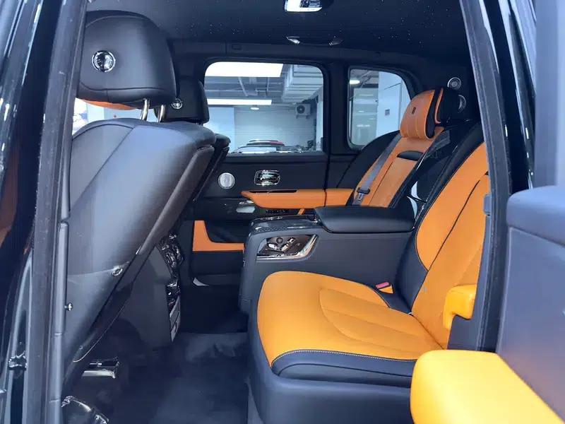 2024 Cullinan Black Badge — миниатюра 21