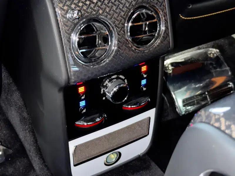 2024 Cullinan Black Badge — миниатюра 23