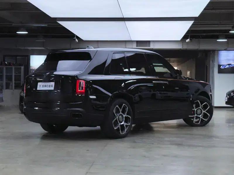 2024 Cullinan Black Badge — миниатюра 4